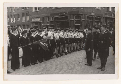 Youth storm greets Mussert, N.V. Centraal Nederlandsch Foto Persbureau, 1944 Canvas Print