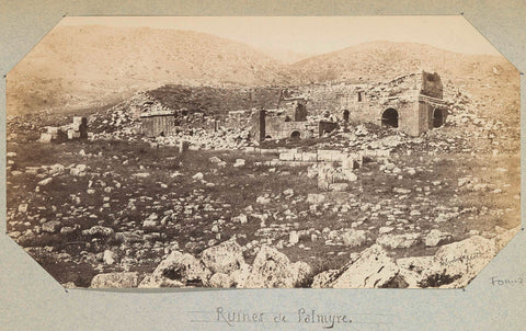 Remains of buildings in Palmyra (Syria), A. Svoboda, c. 1880 - c. 1900 Canvas Print