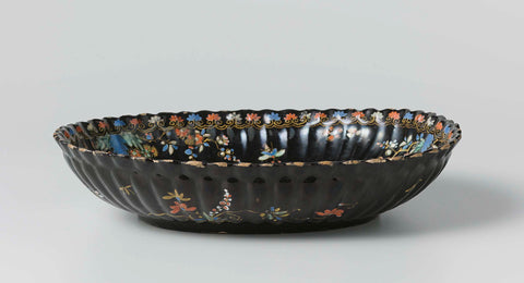 Oval bowl, De Metaale Pot, c. 1695 - c. 1715 Canvas Print