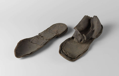 Women's leather shoe, worn at the execution of Lady Johanna Magdalena Catharina Judith van Dorth tot Holthuysen, anonymous, in or before 1799 Canvas Print