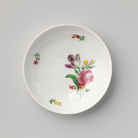 Saucer with a bouquet and flower sprays, Kaiserliche Porzellanmanufaktur, 1830 Canvas Print