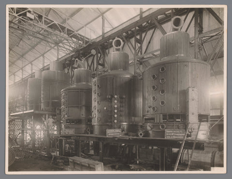 Depot with three cooking pans and two evaporation bodies, anonymous, 1917 - 1938 Canvas Print