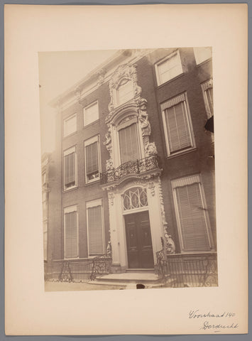 Façade van Voorstraat 140 te Dordrecht, anonymous (Monumentenzorg) (attributed to), A.J.M. Mulder (possibly), c. 1880 - c. 1910 Canvas Print