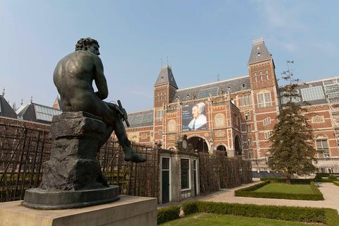 Statue on pedestal in the garden, in the background the south façade, in between the garden house, 2007 Canvas Print