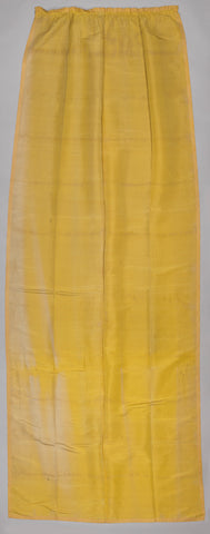 Curtain, yellow, trimmed with trim with palmettes and curved ribbon., anonymous, 1790 - 1816 Canvas Print