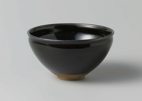 Tea bowl with a brownish black glaze, AL Hetherington, c. 1900 - c. 1968 Canvas Print