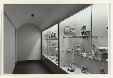 Room M256 with arrangement of Delft pottery in 1952, 1952 Canvas Print