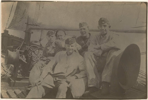 Five sailors on a sailing ship, anonymous, 1940 - 1943 Canvas Print