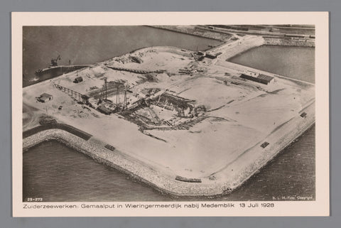 Zuiderzeewerken: Gemaalput in Wieringermeerdijk near Medemblik 13 July 1928, Fototechnische Dienst K.L.M., 1928 Canvas Print