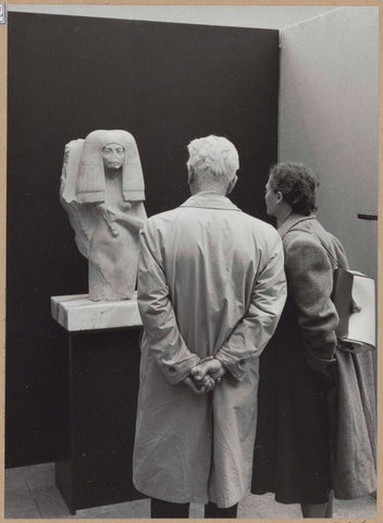 Visitors view the image of a woman in October 1960, c. 1960 Canvas Print