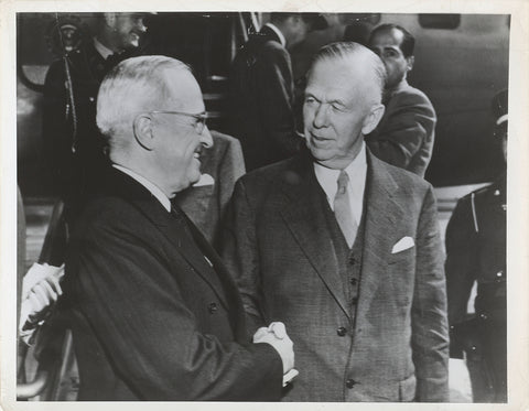 President Truman en Secretary of State George Marshall, 1948, International News Photos, 1948 Canvas Print