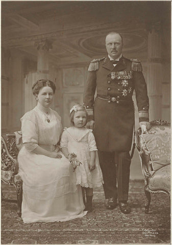 Portrait of Wilhelmina, Queen of the Netherlands, Hendrik van Mecklenburg-Schwerin and Juliana, Queen of the Netherlands, Herman Deutmann, 1912 Canvas Print