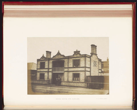 Modelwoning voor gezinnen op de Great Exhibition of the Works of Industry of All Nations van 1851 in Londen, C.M. Ferrier & F. von Martens (attributed to), 1851 Canvas Print