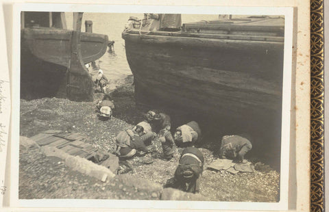 Picking shells, Geldolph Adriaan Kessler, 1908 Canvas Print