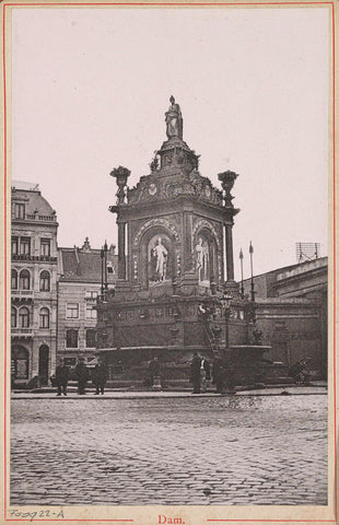 Decorated momument ('Naatje') founded on dam square during the April Festivities in 1887, anonymous, 1887 Canvas Print