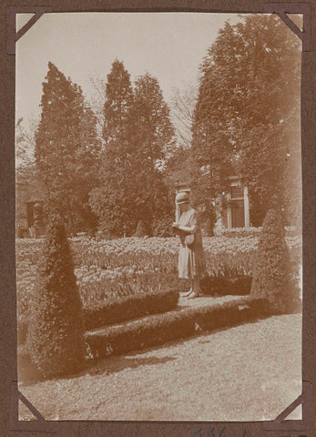 Lady in 'French garden' in 1928, 1928 Canvas Print