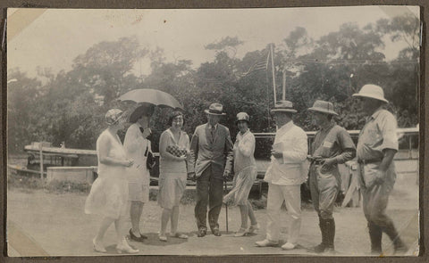 Group photo by the river, anonymous, 1925 - 1927 Canvas Print