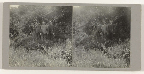 Portrait of three men in suits for bushes, Geldolph Adriaan Kessler (possibly), 1909 Canvas Print