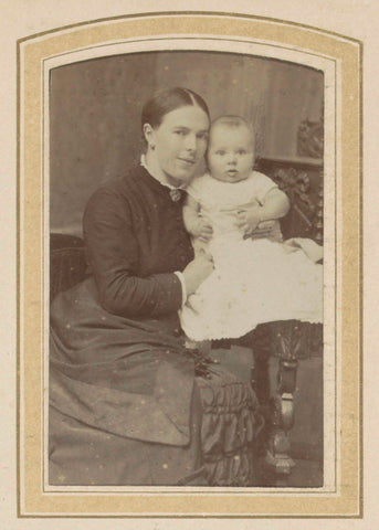 Portrait of a woman with a baby, M. Frankfurter, c. 1850 - c. 1900 Canvas Print