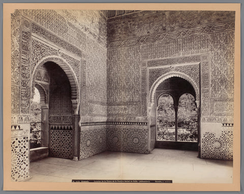 Interior of a room of the Alhambra in Granada, Rafael Garzón, c. 1870 - c. 1895 Canvas Print