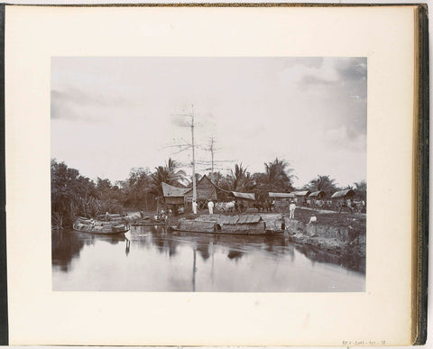 Tobacco shipping, Tandjong Kafsan, Sumatra (Verschiffen der Taback, Tandjong Kafsan), Carl J. Kleingrothe, c. 1885 - 1900 Canvas Print