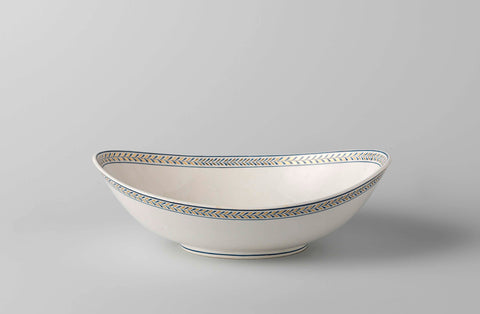 Bread dish of hard-baked pottery, Wedgwood cream ware., Wedgwood, c. 1800 - c. 1815 Canvas Print