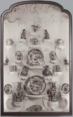 Display cabinet in Louis XV style with Chinese porcelain standing on volutes, at the top two birds can be seen, 1981 Canvas Print