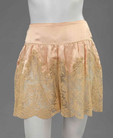 Underpants (directoire) of pink crêpe de chine trimmed with Blonde appliqué lace., Madame Watrigant, 1920 - 1930 Canvas Print