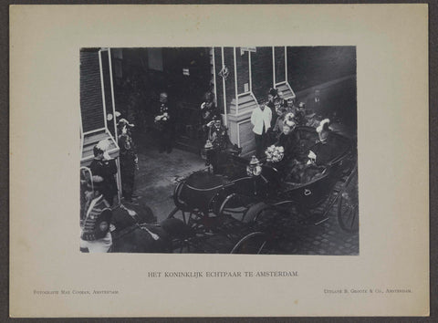 Queen Wilhelmina and Prince Henry in a carriage in Amsterdam, Max Cosman, 1901 - 1905 Canvas Print