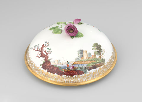 Lid belonging to punch bowl with performance William Hogarths 